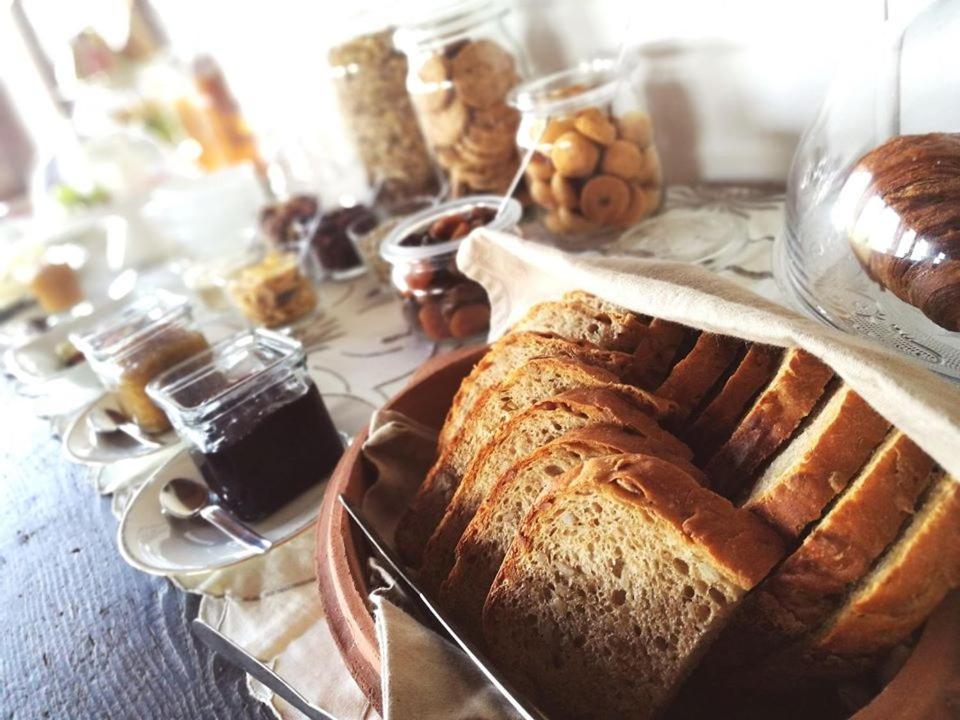 Bed and Breakfast Дом для отпуска На опушке San Damiano al Colle Экстерьер фото